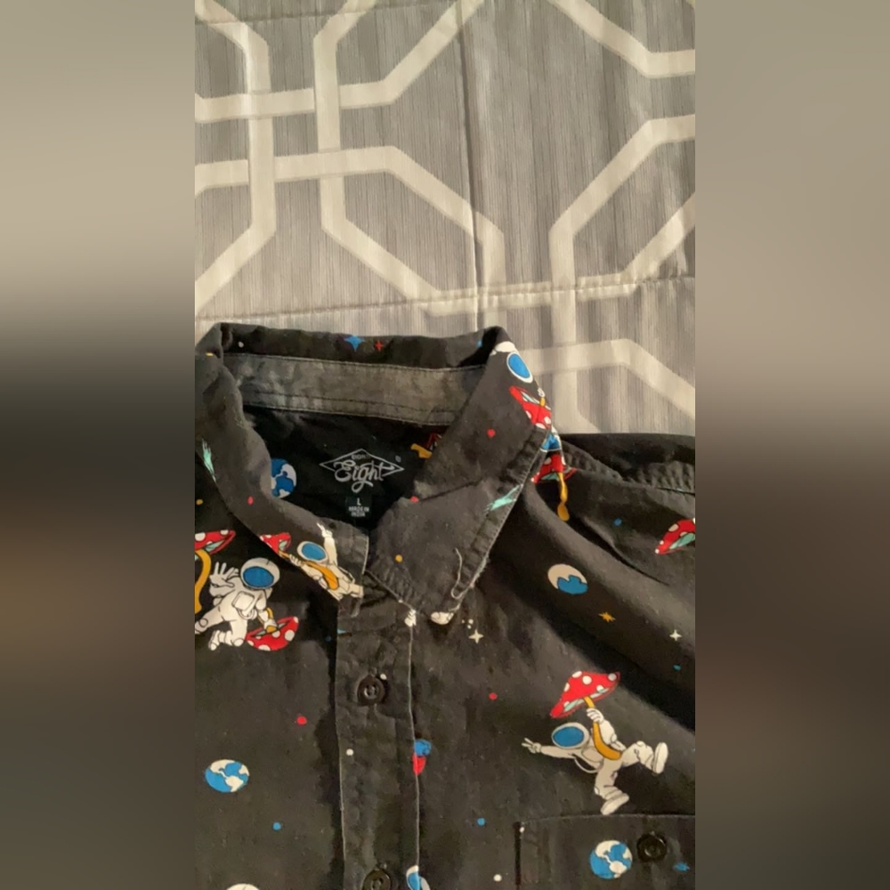 Collared shirt - Picture 2 of 3